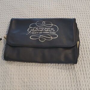 New Marilyn hanging makeup bag with storage